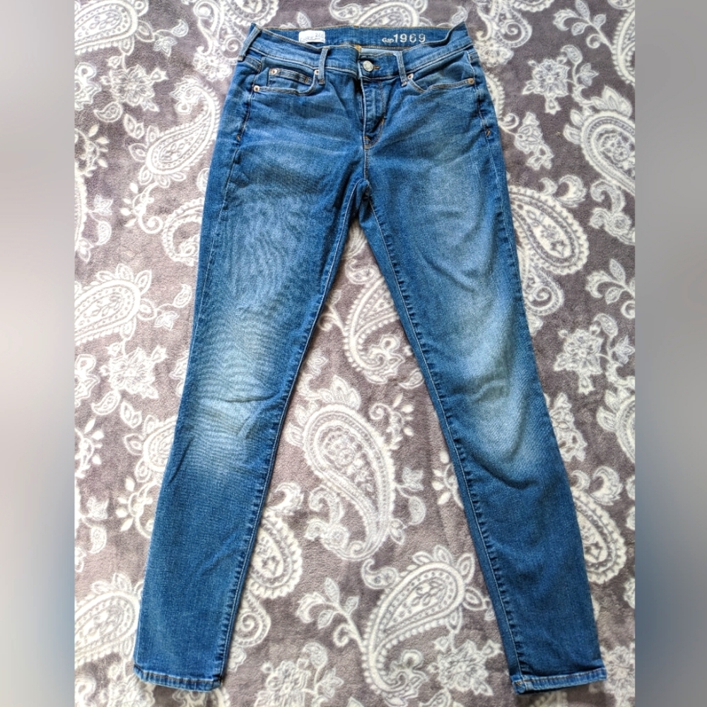 Gap Legging Jean